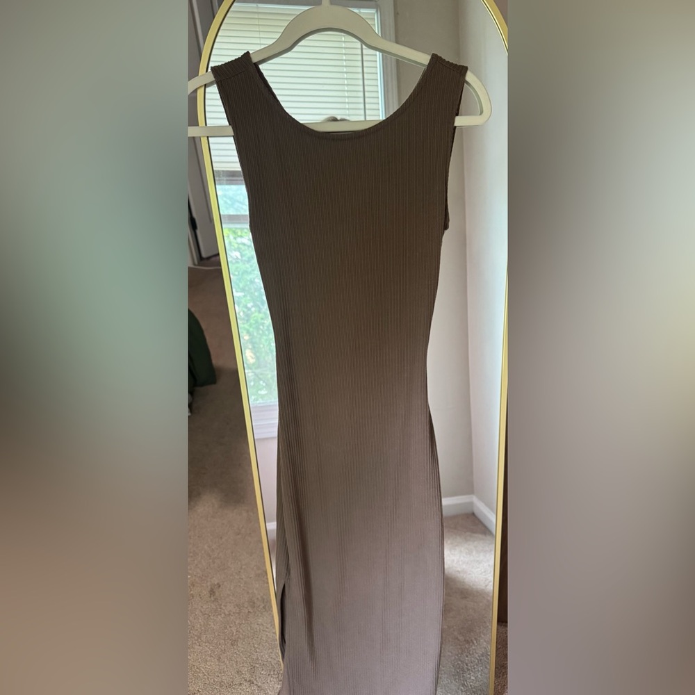 Brown Sleeveless Dress